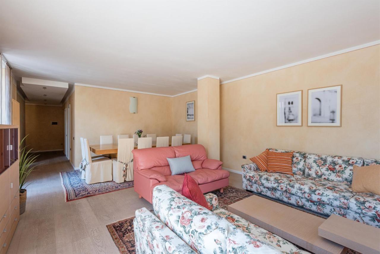 Appartement Attico La Rocca à Riva del Garda Extérieur photo