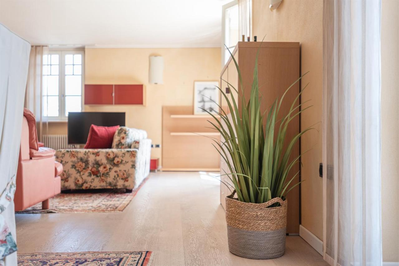 Appartement Attico La Rocca à Riva del Garda Extérieur photo